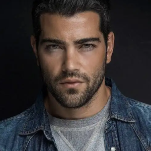 Jesse Metcalfe interview (Dallas 2012)