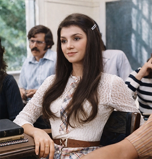 Victoria Principal early-life portrait