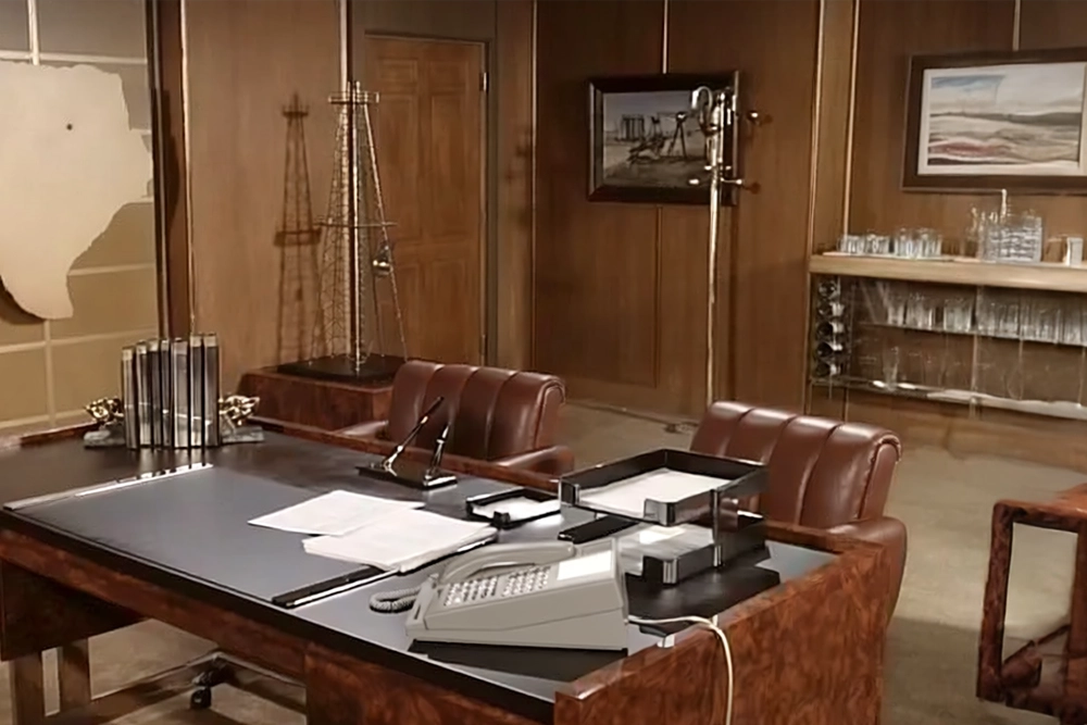 Dallas sets and soundstage